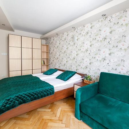 Apartament Przy Parku Kudowa Zdroj Exterior photo