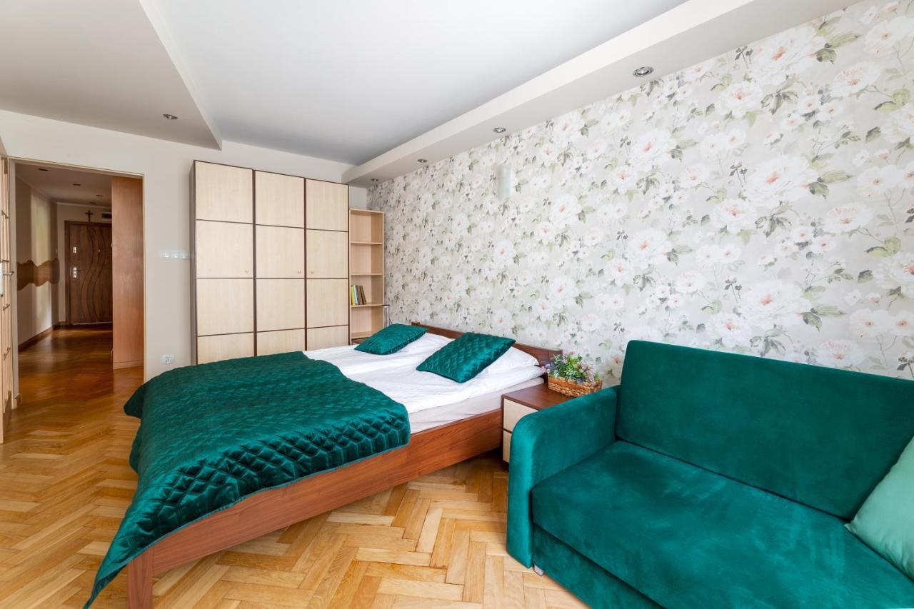 Apartament Przy Parku Kudowa Zdroj Exterior photo