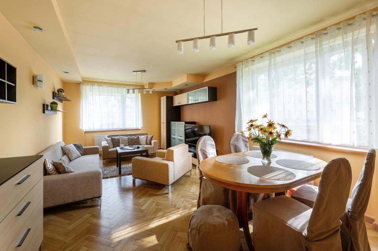 Apartament Przy Parku Kudowa Zdroj Exterior photo